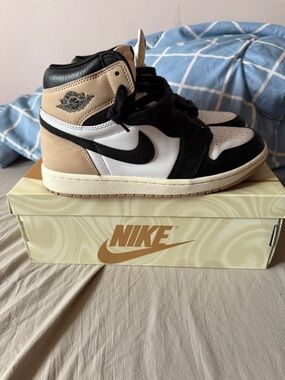 Nike Air Jordan 1 OG high latte